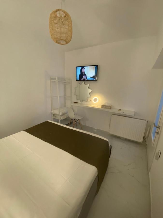 Candi Central Apartments 네오스마르마라스 외부 사진